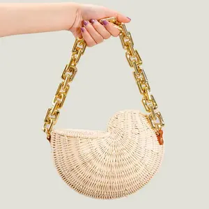 Fashion Thick Chains Rattan Conch Women Shoulder Bags Design Wicker Woven Handbags Luxury Summer Beach Straw Bag Bali Purse 2023