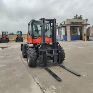 Chariot élévateur tout-terrain Longcheng d'occasion 3,5T, générateurs diesel, utilisation en atelier, mât à deux étages, faible consommation - Product Image 3