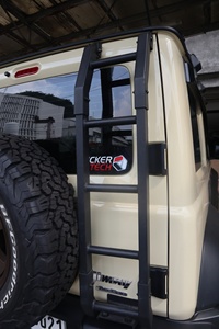 Phụ kiện chất lượng cao Suzuki Jimny 4x4, thang cửa sau dành cho Suzuki Jimny 4x4 Off Road 2019 - Product Image 4