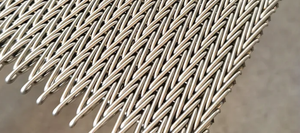 خط إنتاج فرز الأغذية بناقل حزامي شبكي صغير، آلة نقل وتنظيف الفواكه والخضروات - Product Image 6