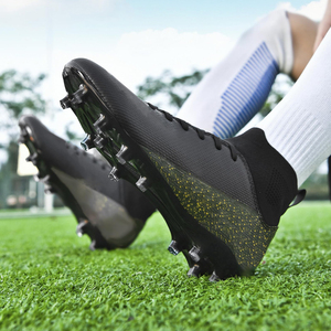 Chaussures de football professionnelles légères pour entraînement en extérieur, crampons de sport pour hommes, chaussures de football personnalisées pour les matchs - Product Image 5