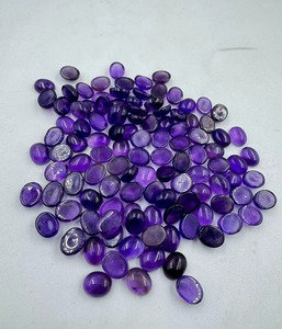 Cabujón de amatista morada pulida de la mejor calidad, piedra suelta de primera calidad para la fabricación de joyas y diseñadores, en venta. - Product Image 1