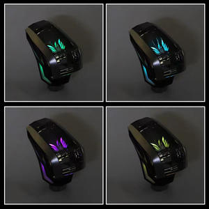 Pommeau de levier de vitesse en cristal éclairé par LED pour Toyota, accessoire intérieur de voiture avec logo personnalisé, design léger - Product Image 4