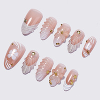 Nouvelles Faux Ongles en ABS en Forme d'Amande, Motif Floral Coquillage Blanc, Strass Dorés, Manucure Française Pré-dessinée
