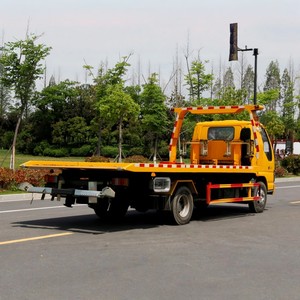Camión de Rescate Isuzu 600P 4x2 de 4 Toneladas con Plataforma Plana, Camión de Remolque de 5 Toneladas con Plataforma Deslizante para Rescate de Automóviles - Product Image 4
