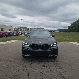 <span class=keywords><strong>BMW</strong></span> X6 XDrive40i AWD 2023 Usado, Volante a la Izquierda, Interior Oscuro, Asientos de Cuero, ACC Automático, R18 SUV, Techo Solar, 300-400 CV, Faros LED - Product Image 1