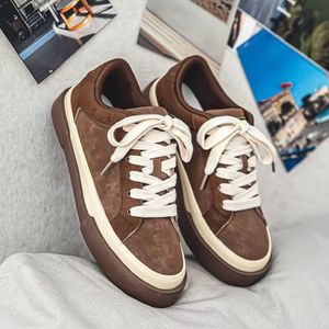 Zapatos de hombre de talla grande para primavera, resistentes al desgaste, con suela gruesa, nuevas zapatillas versátiles de lona Maillard, estilo deportivo para caminar. - Product Image 2