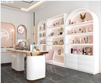 Miroir cosmétique autoportant pré-assemblé et amovible laqué avec armoire de présentation de parfums et traitement de surface verni