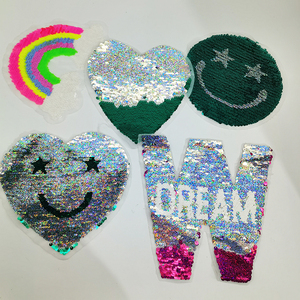 Toppe con Paillettes Reversibili a Forma di Faccina Sorridente per <span class=keywords><strong>Abbigliamento</strong></span> - Product Image 2