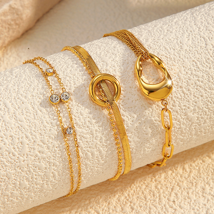 โกลเด้น