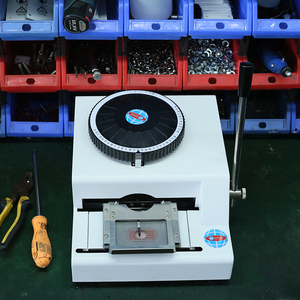 Machine de gaufrage de carte <span class=keywords><strong>gravure</strong></span> de retrait 52 caractères Code acier inoxydable métal gaufrage Machine Dog Tag Machine - Product Image 3