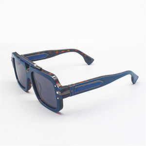 Мужские солнцезащитные очки в оправе - Product Image 3