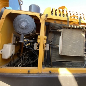 Excavatrice Volvo EC210B LC de 21 tonnes, abordable et durable, pour la construction et les travaux d'excavation - Product Image 3