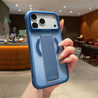Coque de téléphone portable hybride TPU+PC de 2,5 mm d'épaisseur, tendance, avec bracelet pour iPhone 12 PRO MAX, coque magnétique.