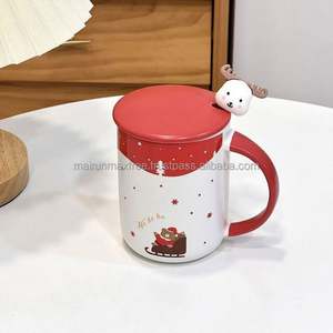 Ensemble cadeau de tasses en céramique de Noël de luxe personnalisables avec couvercle et cuillère à motif personnalisé de rennes et du Père Noël - Cadeau promotionnel - Product Image 3