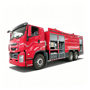Camion de pompiers fiable et compact de 11 tonnes à mousse et poudre, avec pompe et lance, pour la lutte contre les incendies en zone urbaine et en bord de route - Product Image 1