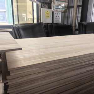 Panneau de bois collé certifié Paulownia de fabrication chinoise pour meubles – Acheter du panneau de bois Paulownia à prix compétitif - Product Image 1