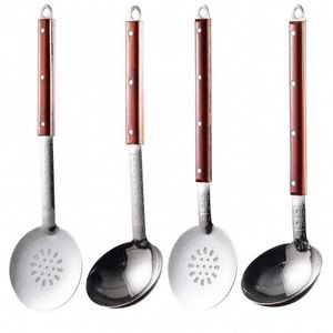 Utensilios de cocina de gran venta: Cucharones de metal, juegos de cucharones de sopa de acero inoxidable, cucharón pequeño con mango de madera, espumadera para pilaf, espátula - Product Image 1