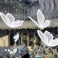 Prix d'usine 0,6M/0,8M/1M/1,2M/1,4M Lumières LED modernes à alimentation CA IP65 en forme de papillon pour allées de mariage et événements