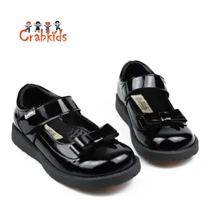 Crabkids Chaussures d'école en cuir noir timide pour filles Vente en gros en usine