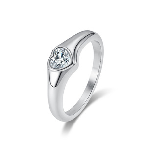 Mulheres ouro <span class=keywords><strong>18k</strong></span> chapeamento noivado aço inoxidável coração forma zircão anéis - Product Image 2