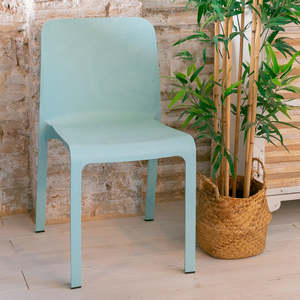 Set di 6 Sedie da Giardino Grana Impilabili, Resistenti e Confortevoli, in Plastica Riciclata per Spazi Esterni - Product Image 4