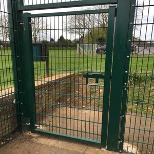 <span class=keywords><strong>รั้ว</strong></span> 868 <span class=keywords><strong>แบบ</strong></span><span class=keywords><strong>ประหยัด</strong></span>พร้อมลวดขนาด 6/5/6 มม. สำหรับโครงการรักษาความปลอดภัยในงบประมาณจำกัด - Product Image 3