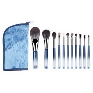 Mitis Butterfly Love of Flower Series, Juego de 11 Brochas de Maquillaje Profesionales Completas con Mango de Madera y Fibra Sintética - Product Image 1