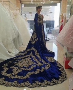 Robe Kaftan élégante et magnifique, longue jusqu'au sol, avec voile et traîne, robe brodée de Zardozi lourde pour robe de mariée - Product Image 5
