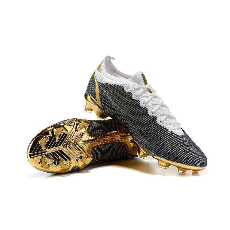 Nike Mercurial Superfly ejemplar por su estilo y eficacia