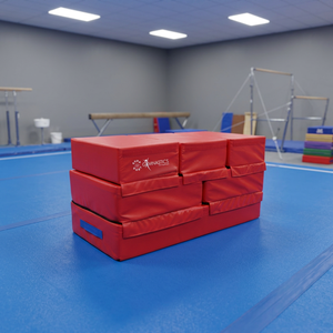Petit bloc de gymnastique en mousse rouge Little Gym - Product Image 2