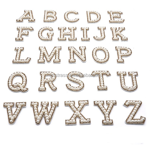 Thiết Kế Logo Sắt-Trên Các Bản Vá Lỗi Với Rhinestone Chữ Kích Thước Nhỏ Thấp Vận Chuyển Rõ Ràng Strass Đá Đính Các Bản Vá Lỗi Cảm Thấy Vải - Product Image 4