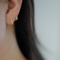 Pendientes de Aro Huggie de Plata de Ley 925 con Cadena Hueca y Circonitas Pavé, Bañados en Oro de 18K, Joyería Fina, Logotipo Personalizado, Fabricación OEM ODM