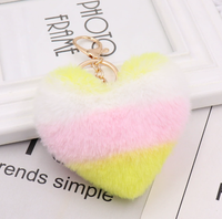 Porte-clés en peluche en forme de cœur rouge à la mode pour les couples, imitation fourrure de raton laveur, boule de fourrure de lapin, pendentif pour sac