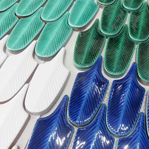 Nouveauté carrelage mural en mosaïque en céramique fait à la main plume vert <span class=keywords><strong>foncé</strong></span> bleu bar carreaux muraux de fond décoratifs pour table - Product Image 3