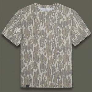 Sudadera Unisex Color Caqui de Manga Corta con Estampado Serigrafiado en la Parte Delantera, UPF 50, Transpirable, de Secado Rápido, Spandex/Poliéster, Color Sólido - Product Image 3