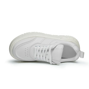 Zapatos deportivos a juego de cuero genuino hechos a mano para hombre y mujer, zapatos de skate informales personalizados a la moda, zapatos de suela gruesa para caminar al aire libre - Product Image 3