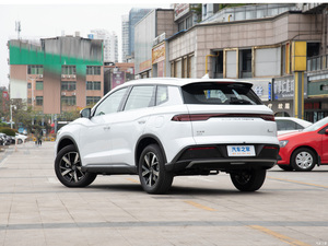 BYD SONG PLUS EV Edición Lujo 520KM y 605KM Vehículo insignia con batería de litio de nueva energía para cadena de suministro - Product Image 4
