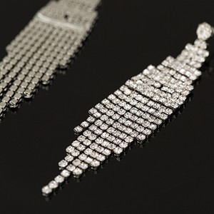 Boucles d'oreilles pendantes élégantes en cristal et strass, style japonais et coréen, pour femme, bijoux tendance plaqués argent - Product Image 5