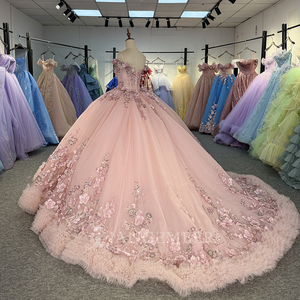 ชุดเดรสงาน Quinceanera สีชมพู รุ่น Jancember 1229 แบบกระโปรงบานระบาย แต่งดอกไม้ 3 มิติ สำหรับงานฉลองวันเกิดอายุ 16 ปี หรืองานเลี้ยงฉลอง - Product Image 3