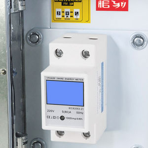 Compteur d'énergie numérique rail Din, montrant le compteur d'électricité. C'est un mètre numérique d'énergie électrique pour le <span class=keywords><strong>courant</strong></span> <span class=keywords><strong>alternatif</strong></span> - Product Image 2