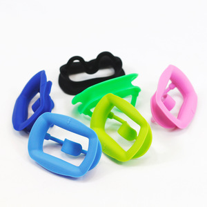 Apribocca in Silicone Morbido Forma C Divaricatore Guance per Sbiancamento Denti Gioco Feste Riutilizzabile per Adulti - Product Image 3