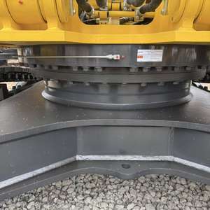 Excavatrice sur chenilles Komatsu PC450 45T d'occasion, modèle 2023, moteur Cummins, capacité de la benne de 2,1 m, pompe à engrenages certifiée, performance éprouvée - Product Image 2