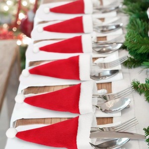 Pafu 30 pièces mini chapeaux <span class=keywords><strong>de</strong></span> Père Noël porte-couverts, décorations <span class=keywords><strong>de</strong></span> Noël en feutre rouge pour tasses, bouteilles et couverts, emballages <span class=keywords><strong>de</strong></span> couverts, décorations <span class=keywords><strong>de</strong></span> table - Product Image 5