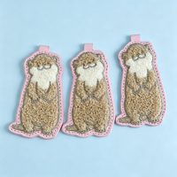 Porte-clés personnalisé en cuir brodé avec un dessin animé, porte-clés en peluche douce en chenille pour la décoration de sac