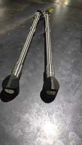 Briseur hydraulique du fabricant OEM traversant le <span class=keywords><strong>boulon</strong></span> avec vis à tête hexagonale - Product Image 4