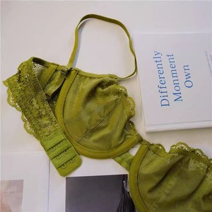 Set <span class=keywords><strong>Reggiseno</strong></span> e Slip in Raso Floreale <span class=keywords><strong>con</strong></span> Pizzo, Sexy ed Elegante, Mezza Coppa <span class=keywords><strong>con</strong></span> <span class=keywords><strong>Ferretto</strong></span>, Leggermente Imbottito, Spalline Sottili, Taglie 32-38, 4 Colori - Product Image 3