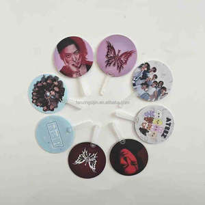 Kpop shop personnalisé en <span class=keywords><strong>plastique</strong></span> pp impression double face mini <span class=keywords><strong>piquet</strong></span> mignon <span class=keywords><strong>petit</strong></span> kpop ventilateur à main Piquets pour Kpop concert merch - Product Image 1