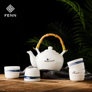 Estilo japonês característico design pintado à mão 800ml cerâmica bule 4 xícara de chá com alça rattan