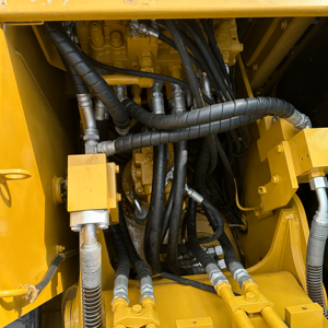 Excavatrice Caterpillar 312D2gc d'occasion très demandée, composants essentiels inclus (moteur, pompe), 12 tonnes, modèle 2024, capacité de la benne de 0,6 m³ - Product Image 5